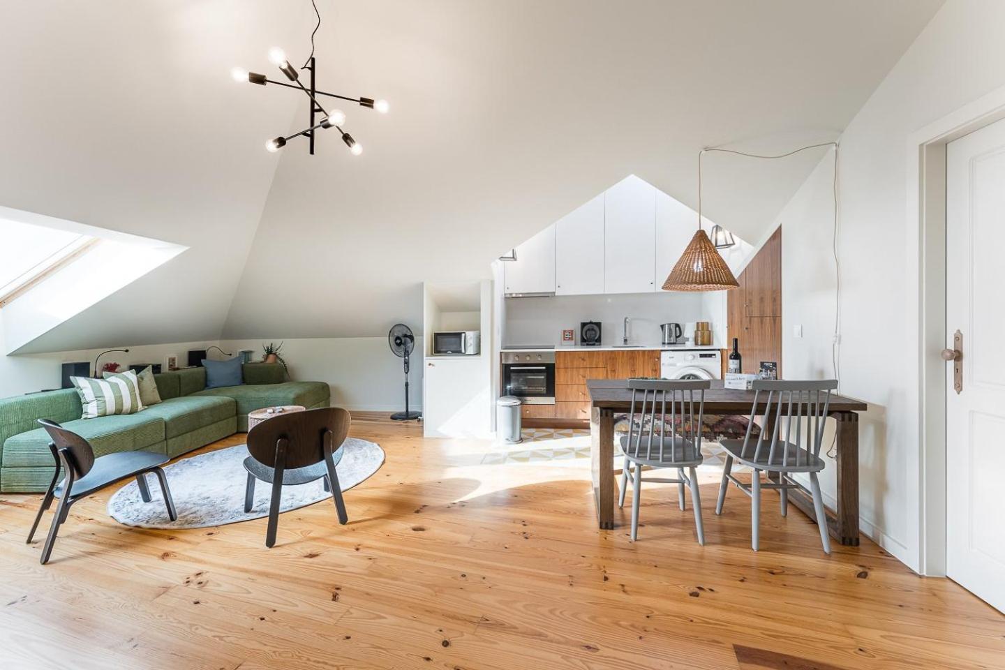 Guestready - Spacious And Modern Apt W/ Skylight OOporto Esterno foto