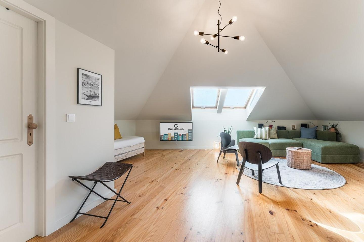 Guestready - Spacious And Modern Apt W/ Skylight OOporto Esterno foto